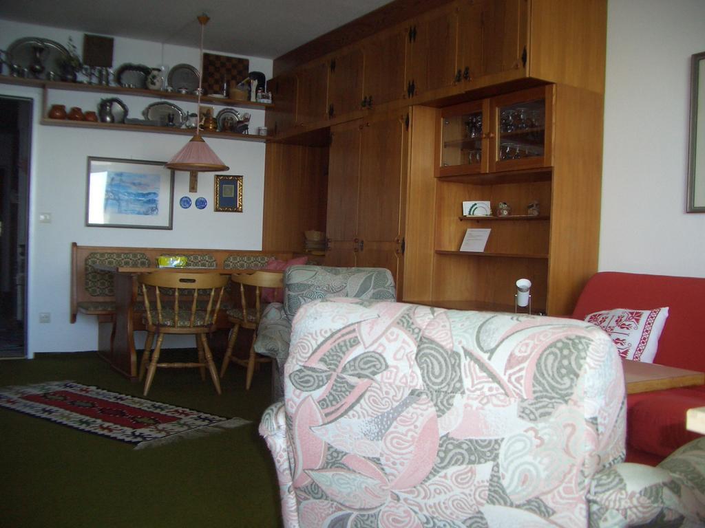 Ferienwohnung Im Haus Edelweiss Treffen Ngoại thất bức ảnh