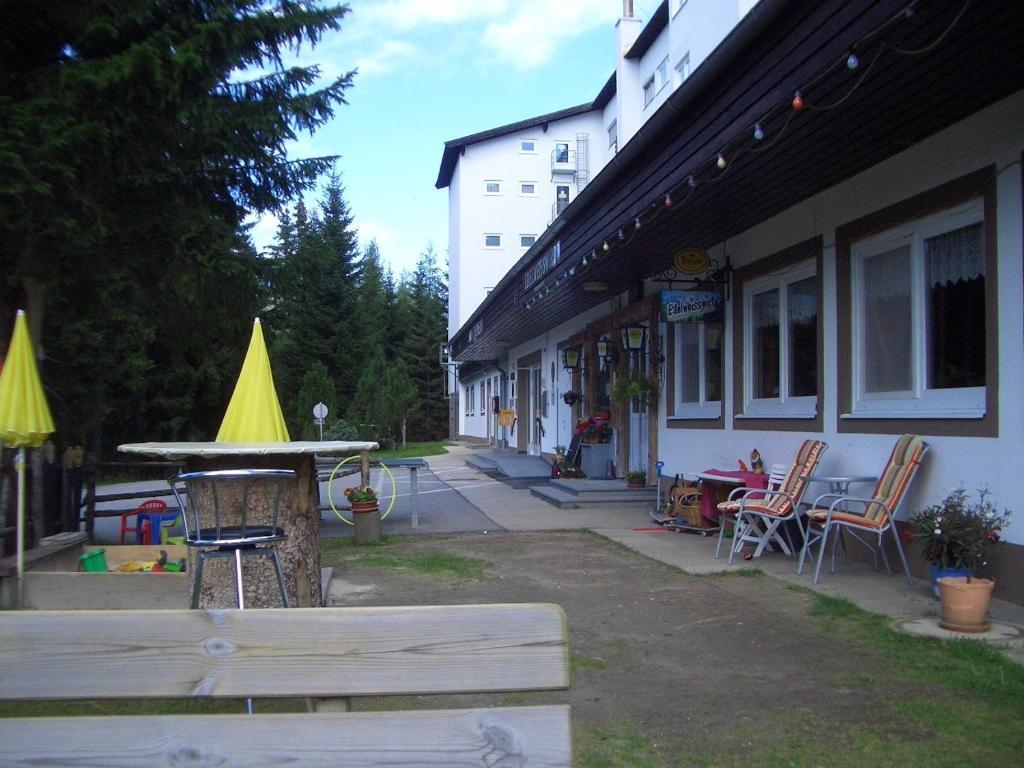 Ferienwohnung Im Haus Edelweiss Treffen Ngoại thất bức ảnh